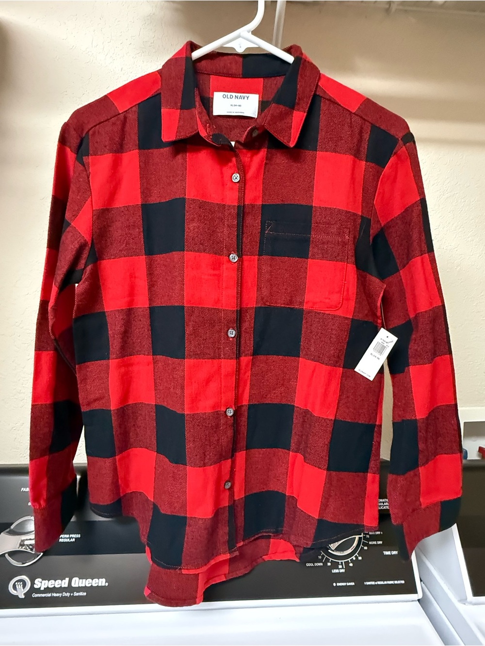 Old Navy Long Sleeve Red and Black Checkered Shirt Girls Size 14-16 XL NWT Soft